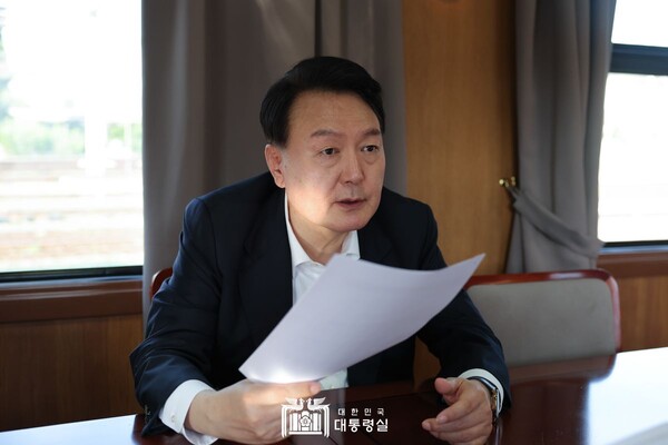 윤석열 대통령은 15일 집중호우 대응 긴급 상황 점검회의를 주재했다. 대통령실 홈페이지