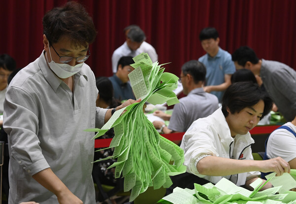 지난 제8회 전국동시지방선거 개표 모습. 세종일보 DB