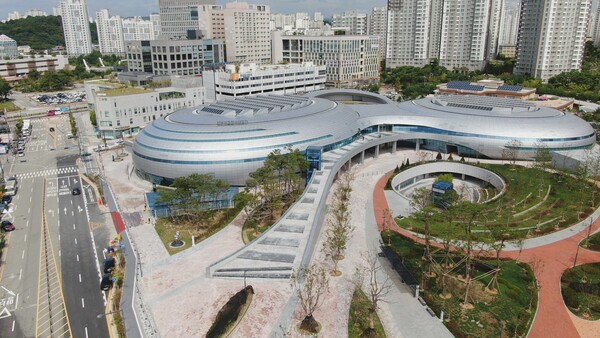 정부세종청사 체육관 전경 